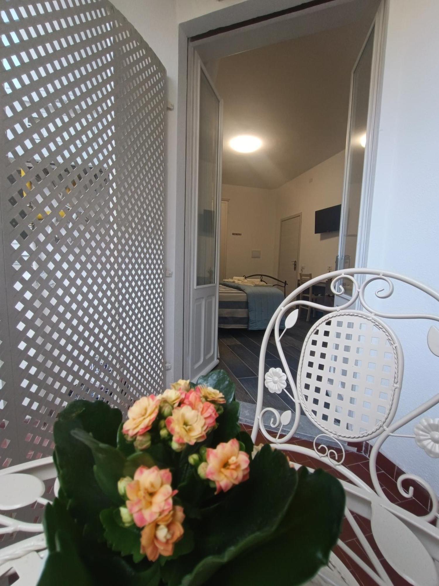 Hotel Porto Sicuro By Hospitality Sardinia Cagliari Esterno foto